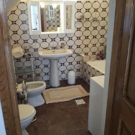 Large House With Panoramic Sea View וילה *